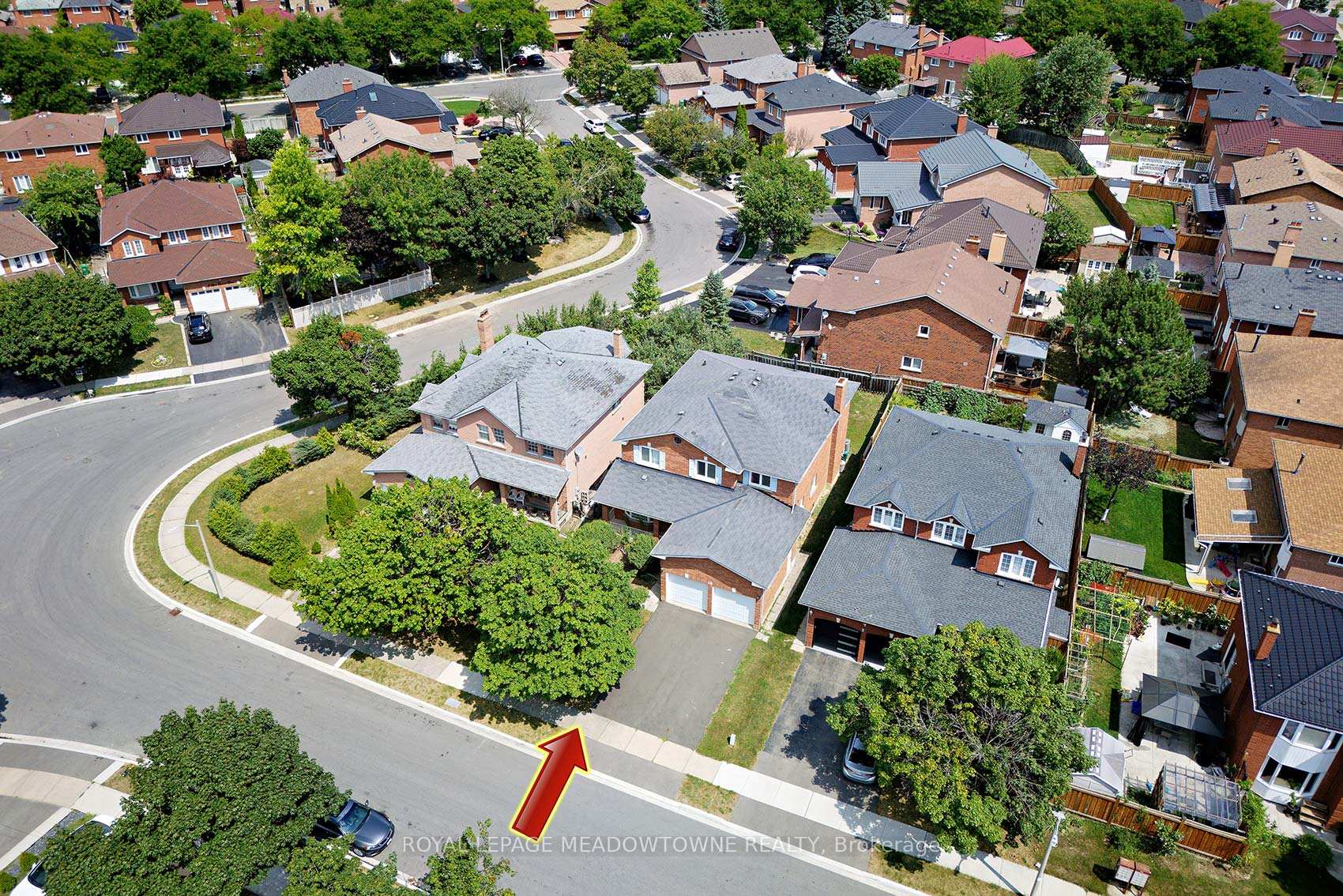 Photo 7 of 18 Blue Bonnet Drive, Brampton, Fletcher's Creek South — HOMEH
