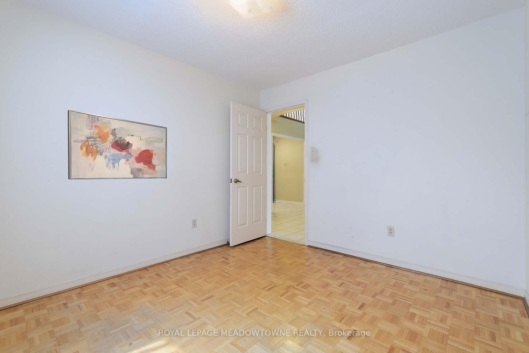 Photo 35 of 18 Blue Bonnet Drive, Brampton, Fletcher's Creek South — HOMEH