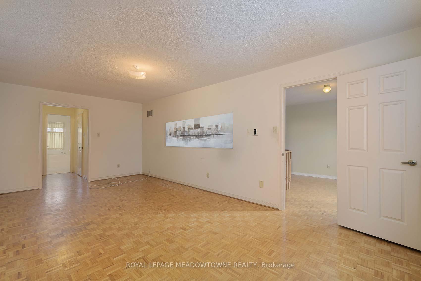 Photo 14 of 18 Blue Bonnet Drive, Brampton, Fletcher's Creek South — HOMEH