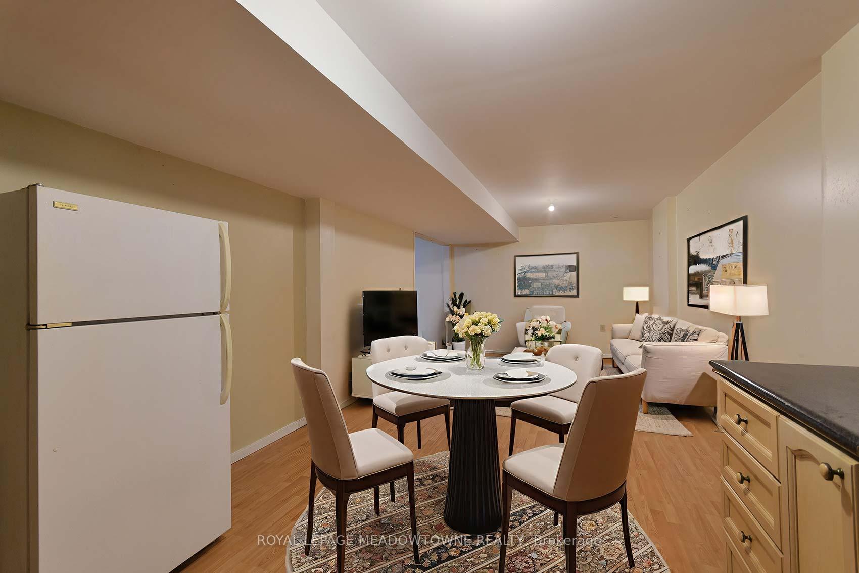 Photo 31 of 18 Blue Bonnet Drive, Brampton, Fletcher's Creek South — HOMEH