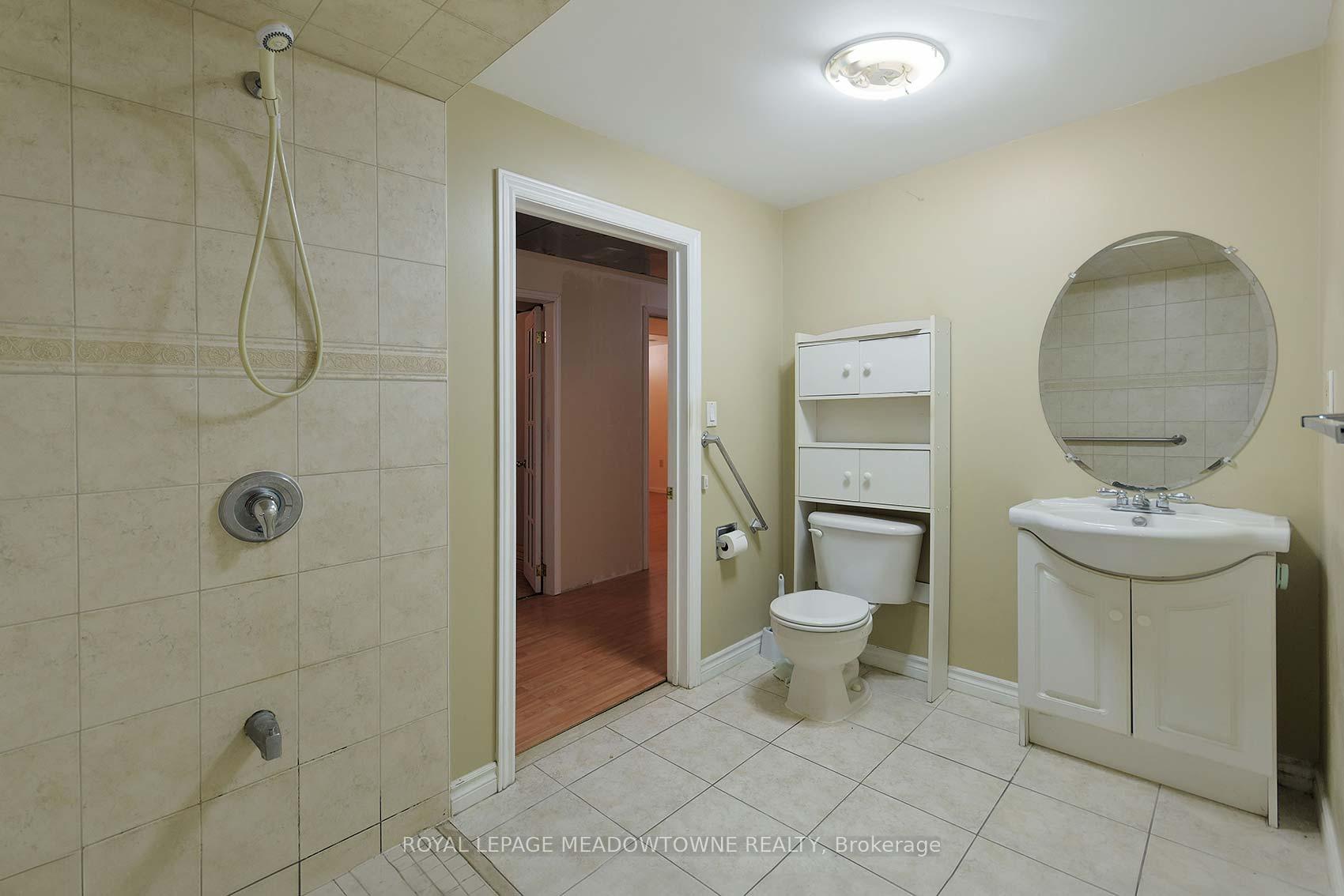 Photo 34 of 18 Blue Bonnet Drive, Brampton, Fletcher's Creek South — HOMEH