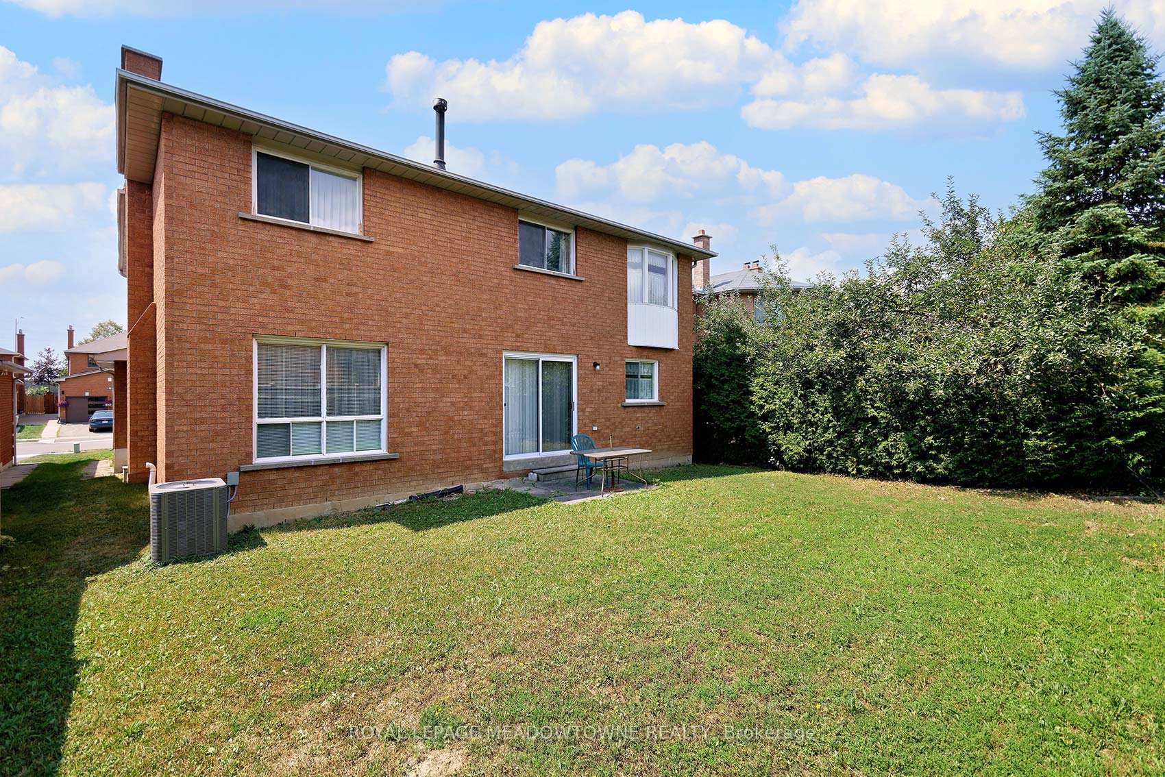 Photo 40 of 18 Blue Bonnet Drive, Brampton, Fletcher's Creek South — HOMEH