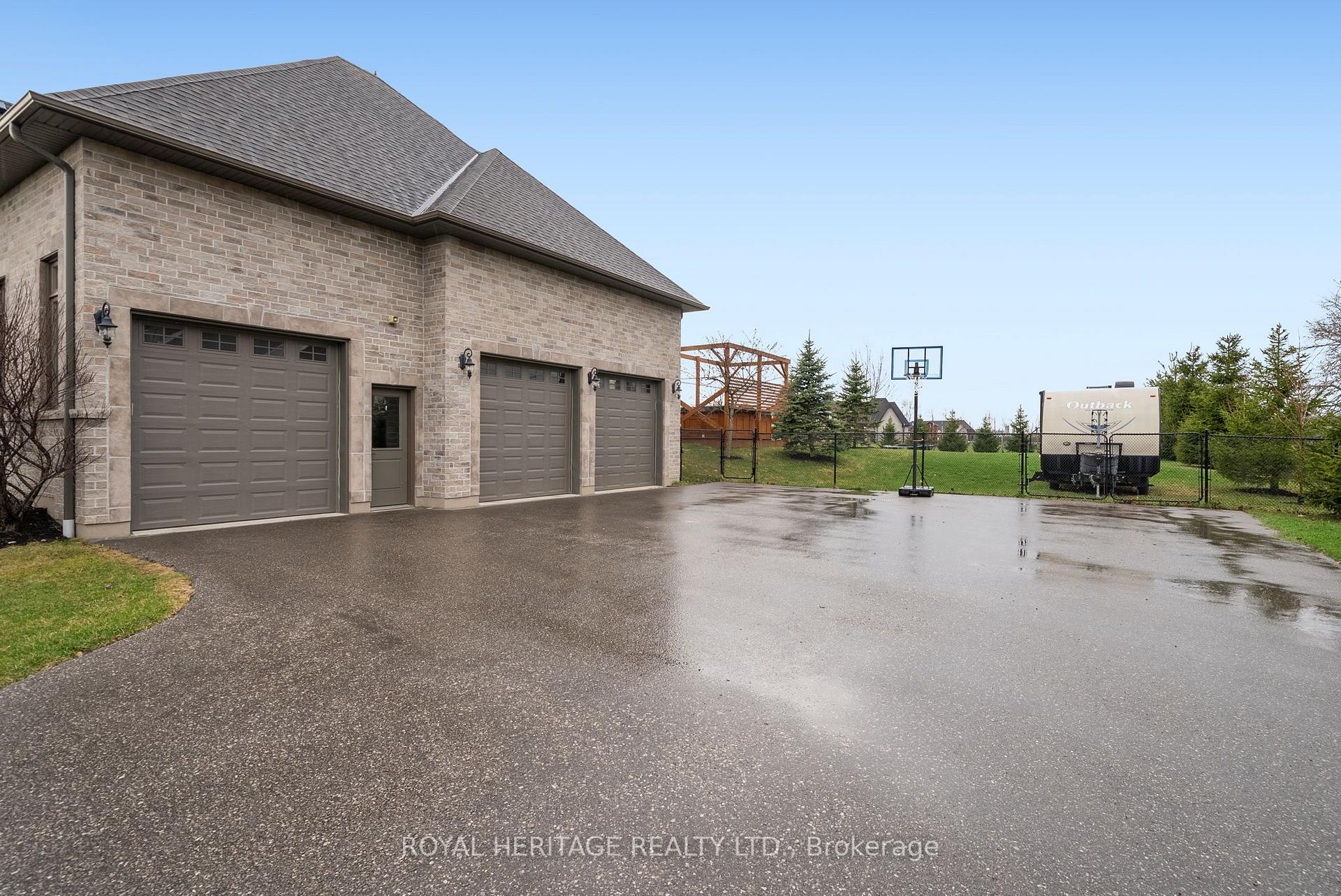 Photo 45 of 111 Cawkers Cove Road, Scugog, Port Perry — HOMEH