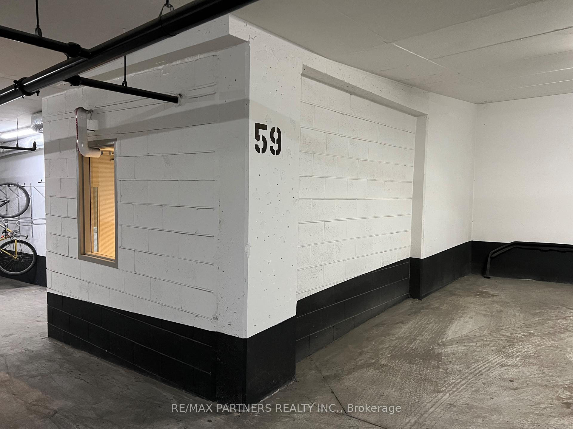 Photo 8 of Unit 1004, 77 Mutual Street, Toronto, Church-Yonge Corridor — HOMEH
