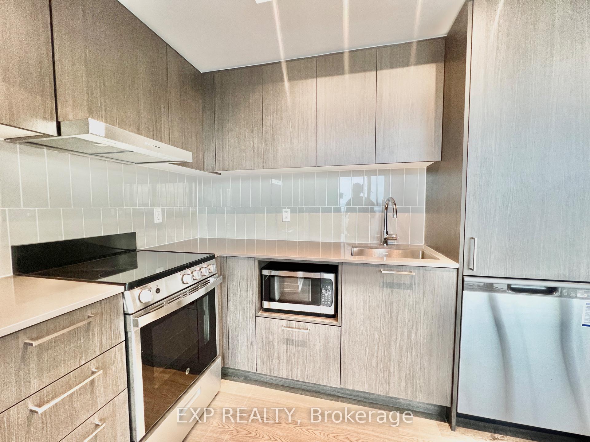 Photo 5 of Unit 2712, 195 Commerce Street, Vaughan, Vaughan Corporate Centre — HOMEH