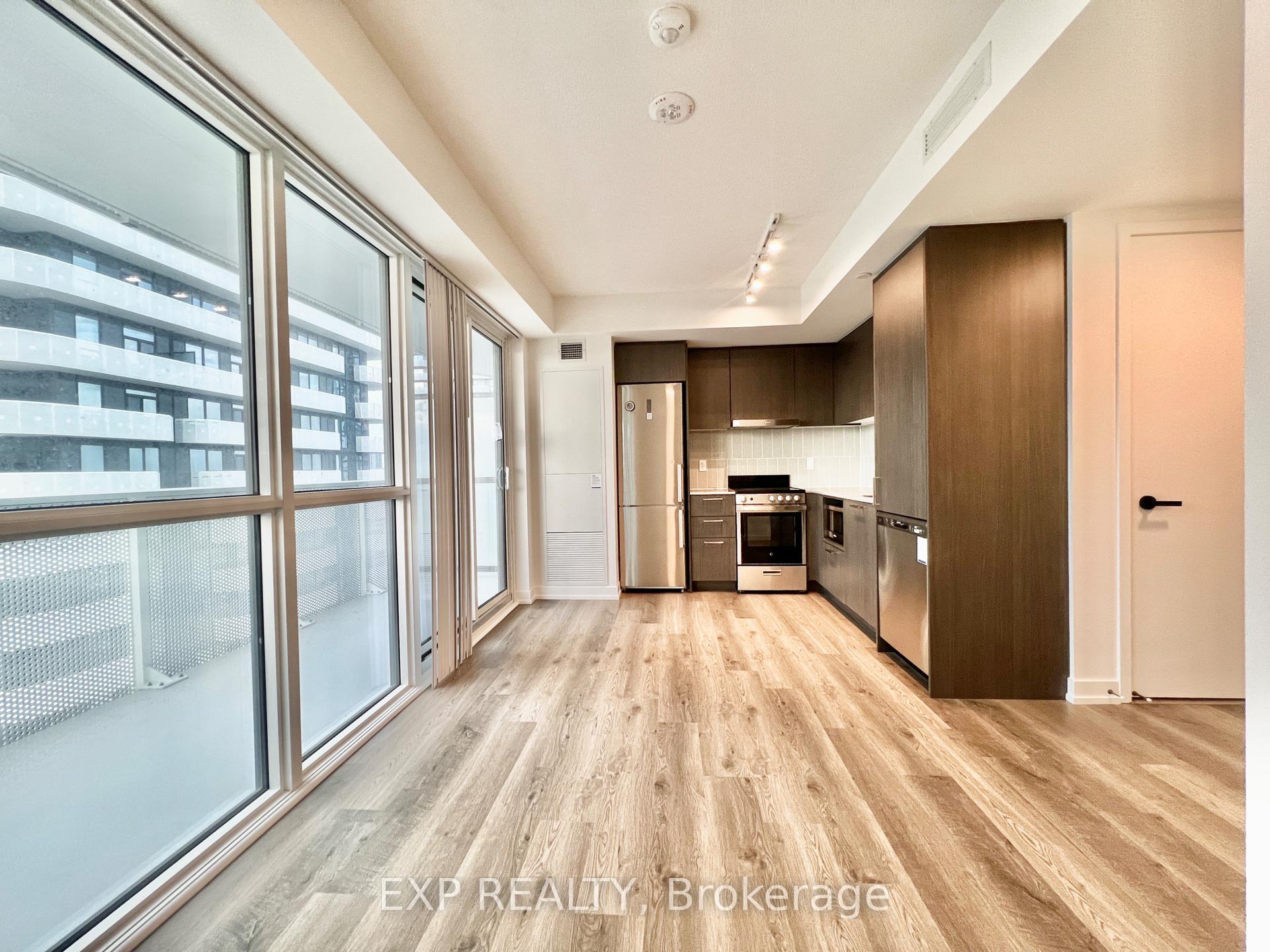 Photo 3 of Unit 2712, 195 Commerce Street, Vaughan, Vaughan Corporate Centre — HOMEH