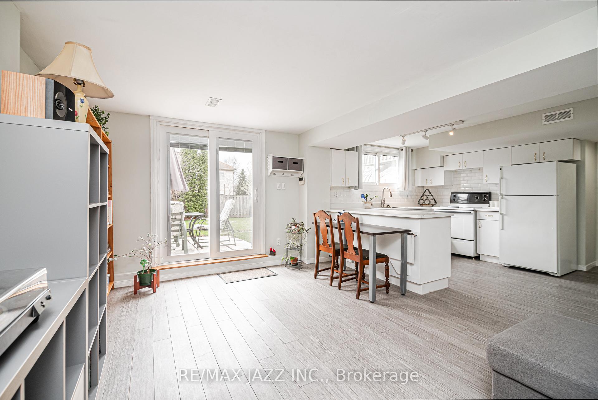 Photo 22 of 1030 Ripley Crescent, Oshawa, Pinecrest — HOMEH