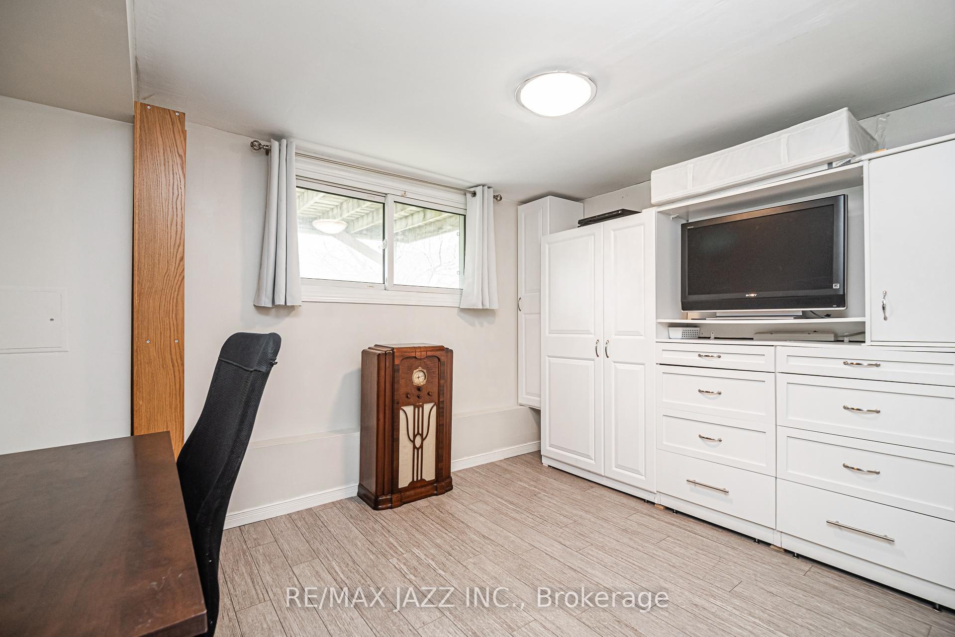 Photo 16 of 1030 Ripley Crescent, Oshawa, Pinecrest — HOMEH