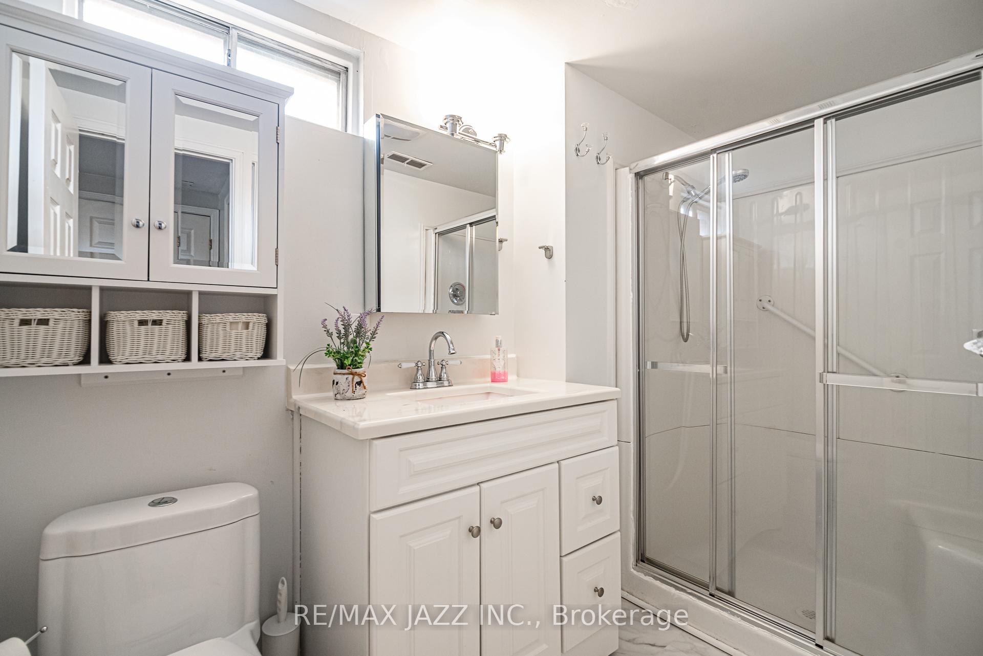 Photo 23 of 1030 Ripley Crescent, Oshawa, Pinecrest — HOMEH
