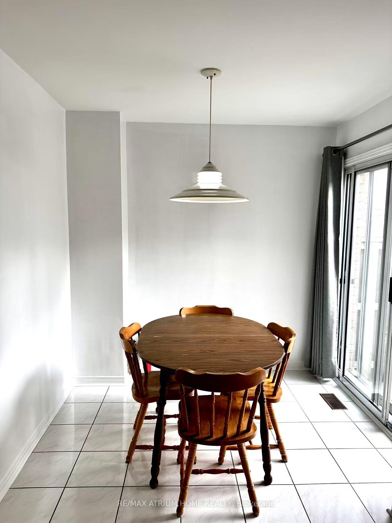 Photo 7 of 183 Hertford Crescent, Markham, Milliken Mills East — HOMEH