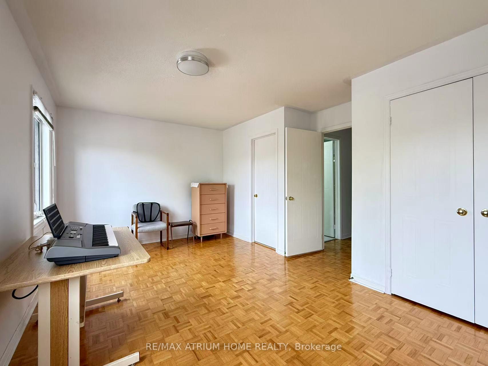 Photo 21 of 183 Hertford Crescent, Markham, Milliken Mills East — HOMEH