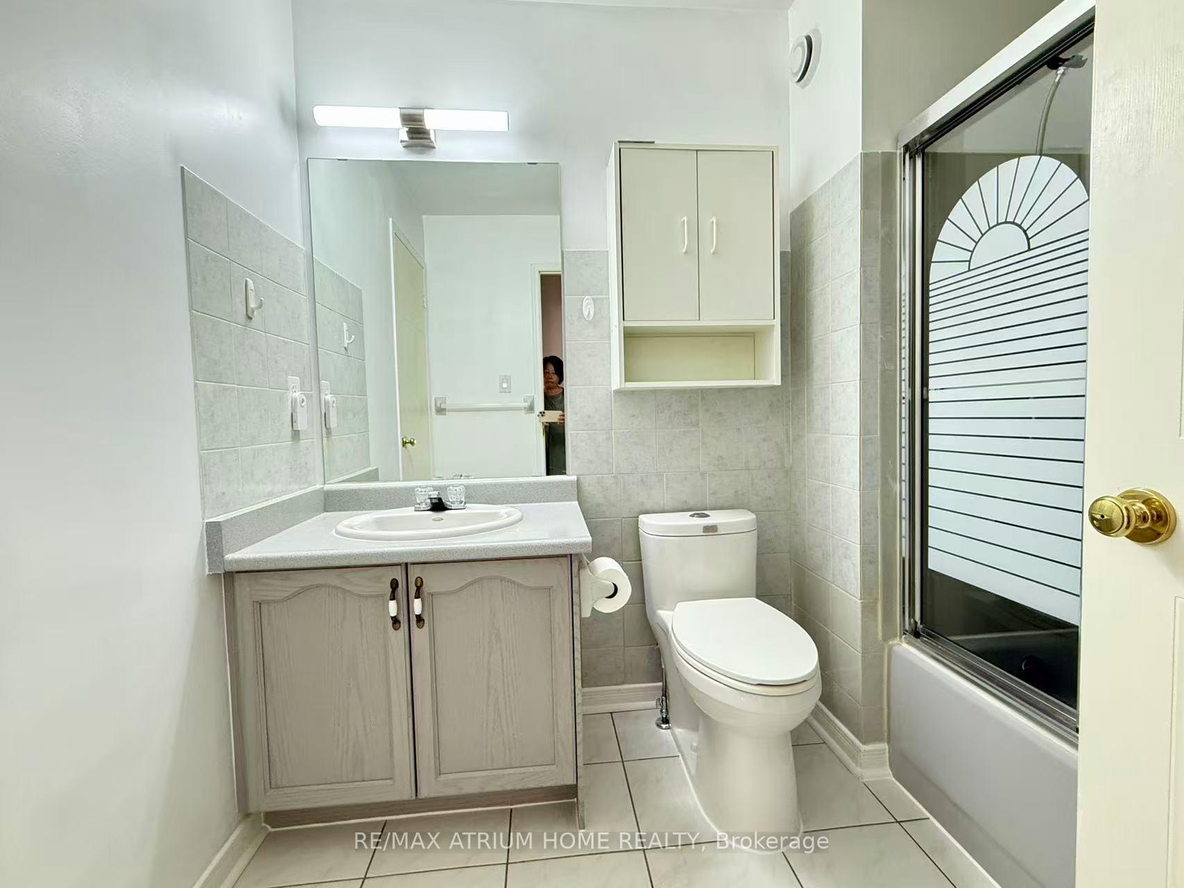 Photo 10 of 183 Hertford Crescent, Markham, Milliken Mills East — HOMEH