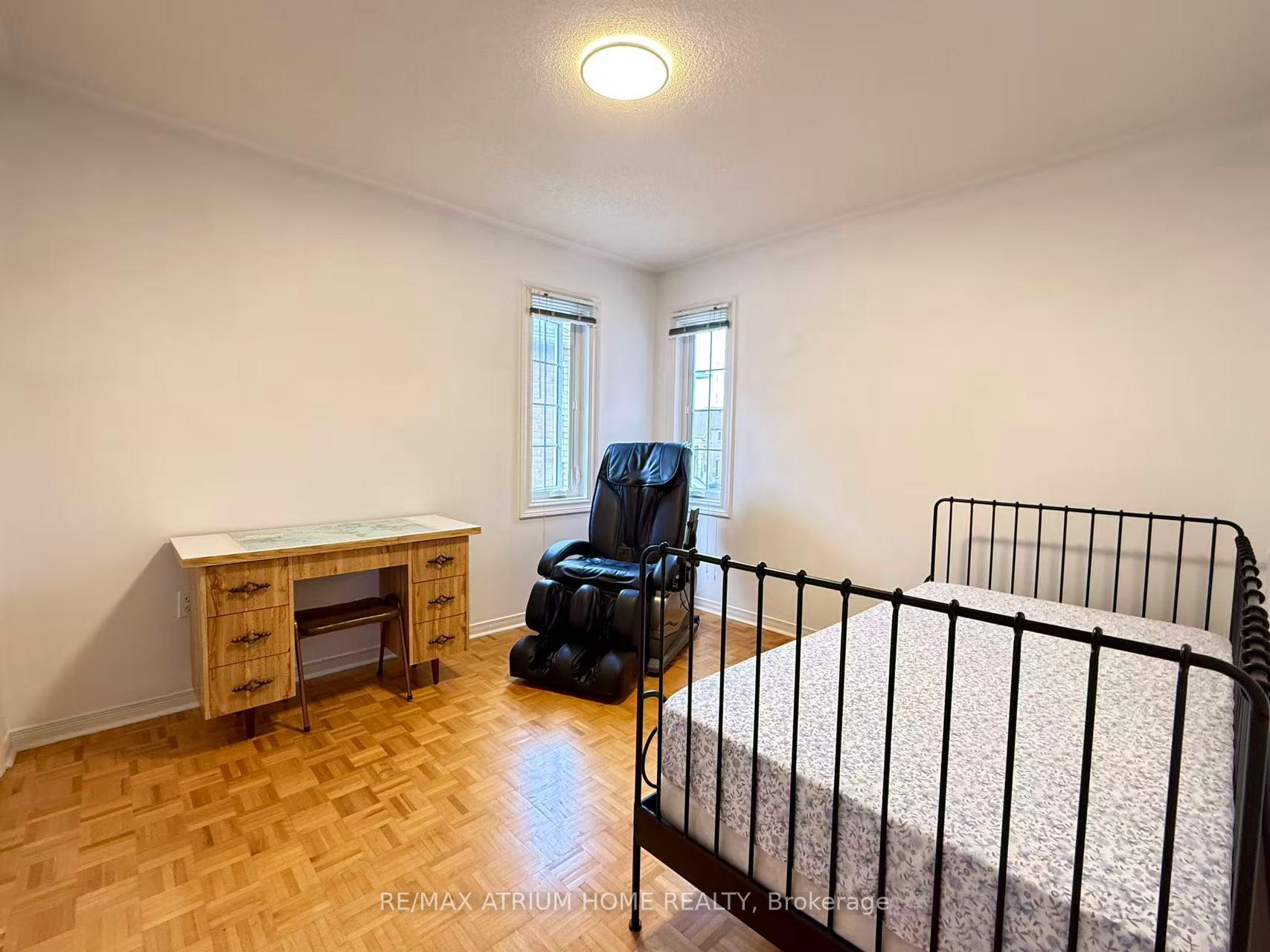 Photo 9 of 183 Hertford Crescent, Markham, Milliken Mills East — HOMEH