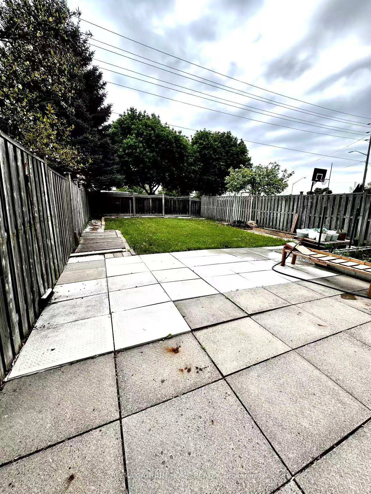 Photo 24 of 183 Hertford Crescent, Markham, Milliken Mills East — HOMEH