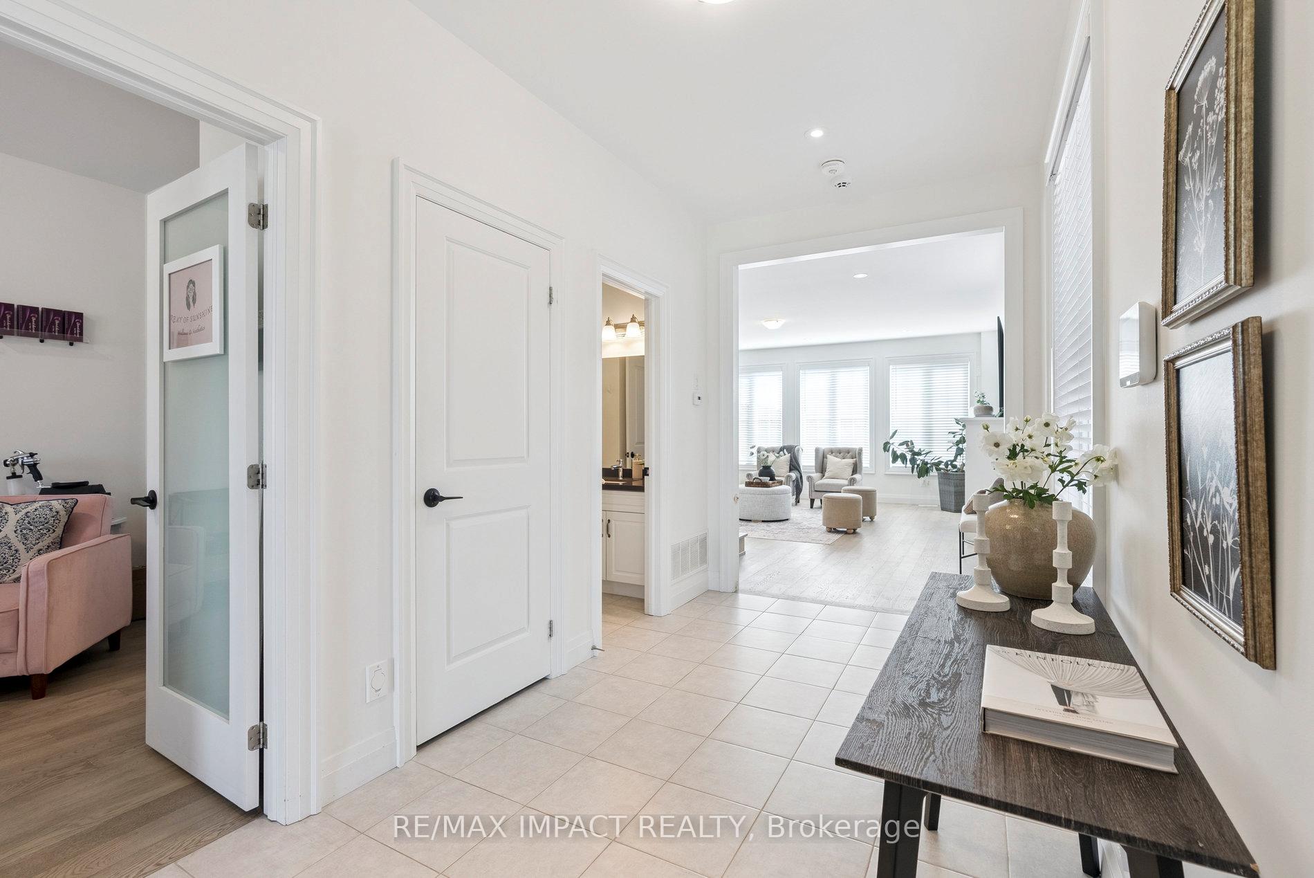 Photo 8 of 14 Higham Place, Clarington, Bowmanville — HOMEH
