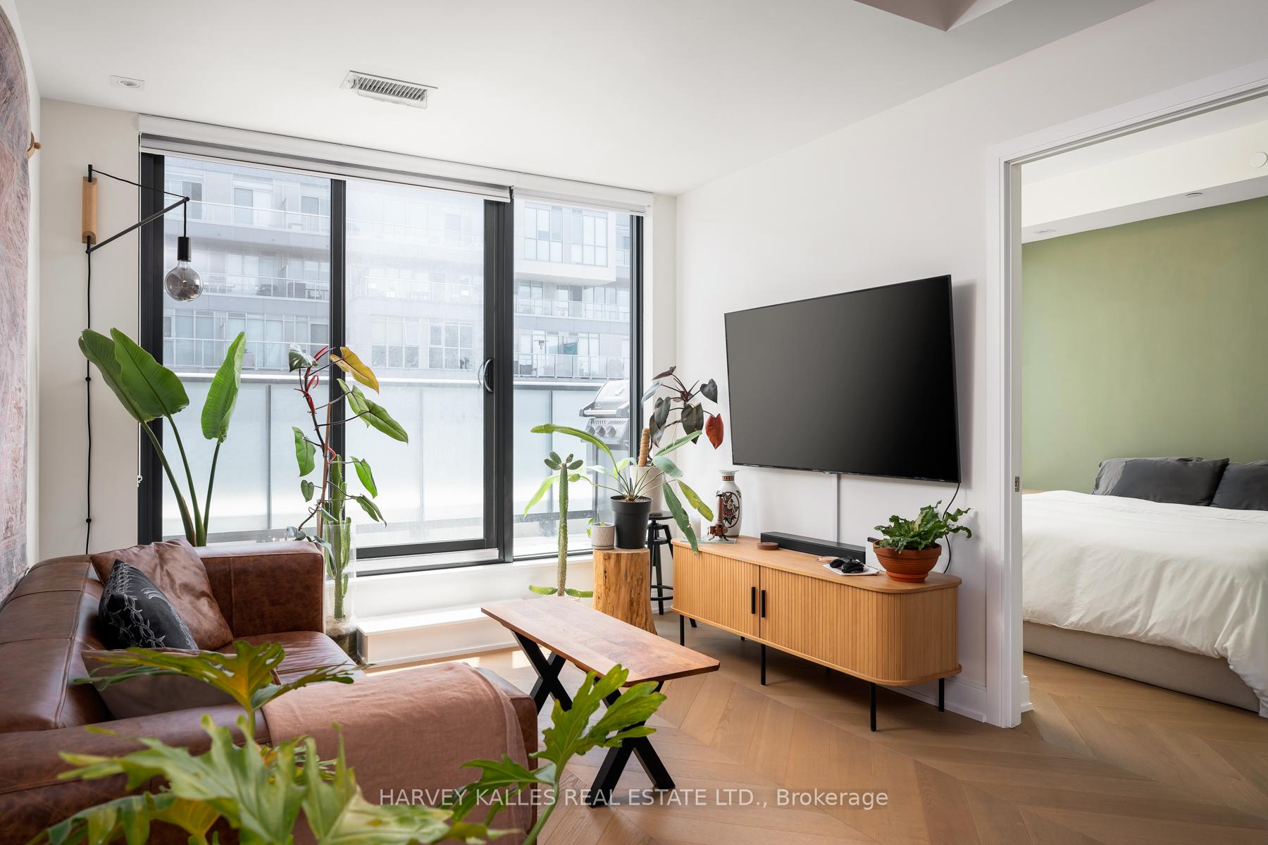 Photo 6 of Unit 708, 840 St Clair Avenue W, Toronto, Oakwood Village — HOMEH