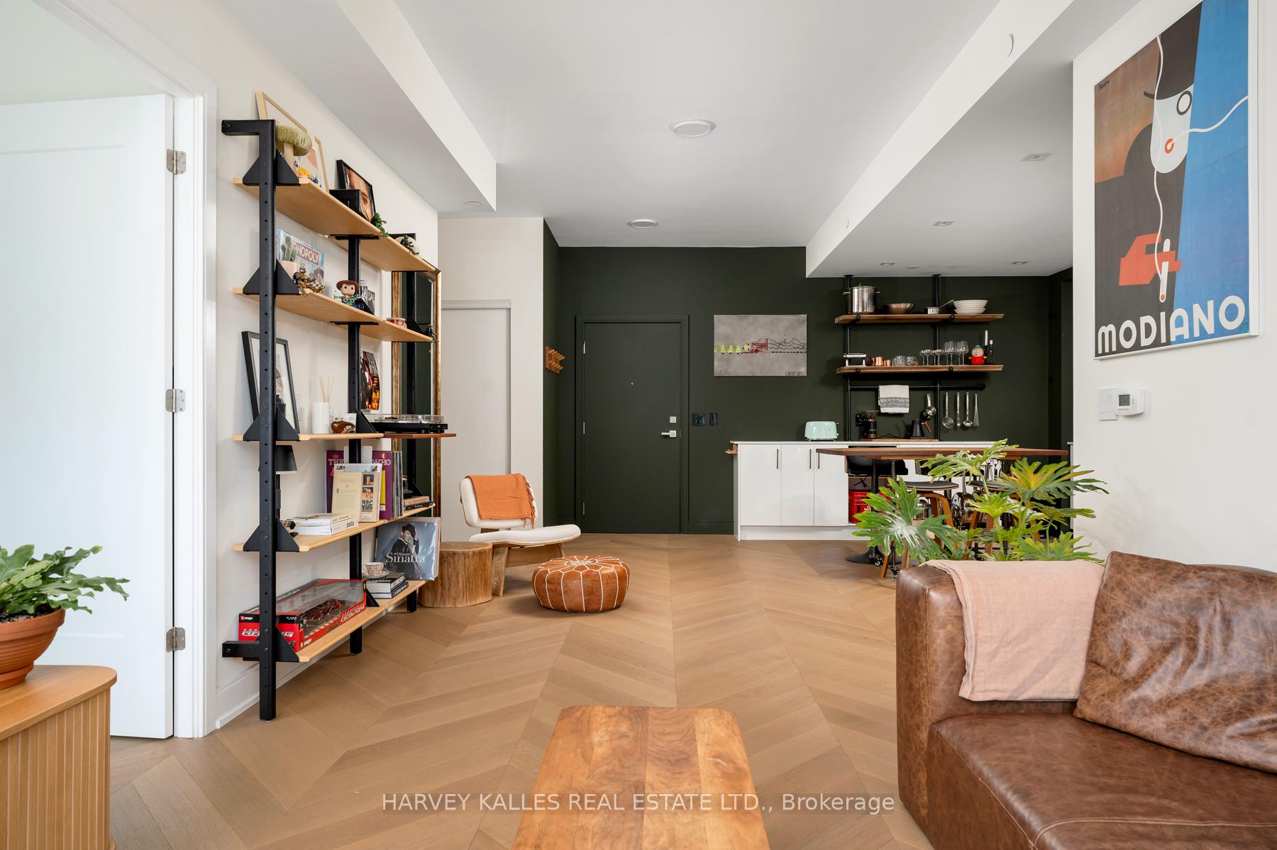 Photo 8 of Unit 708, 840 St Clair Avenue W, Toronto, Oakwood Village — HOMEH