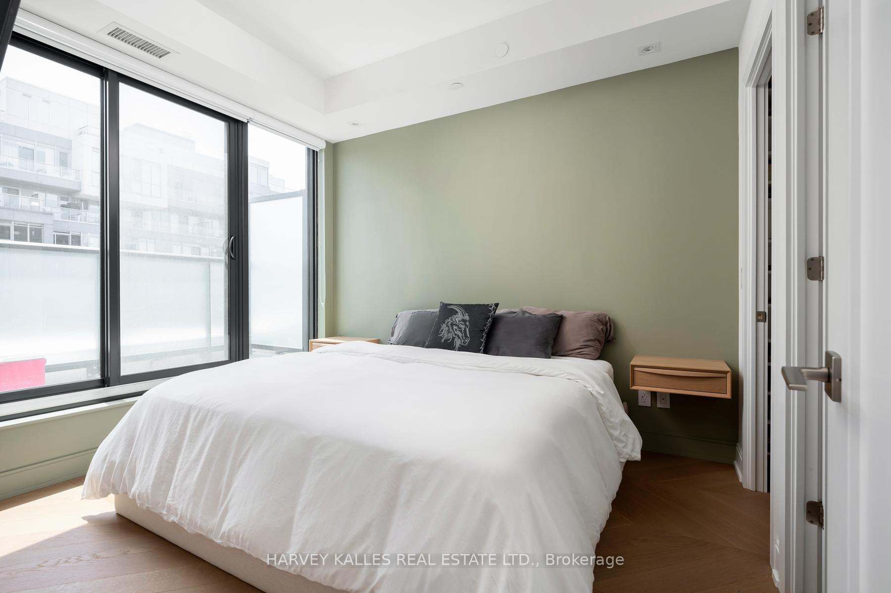 Photo 18 of Unit 708, 840 St Clair Avenue W, Toronto, Oakwood Village — HOMEH