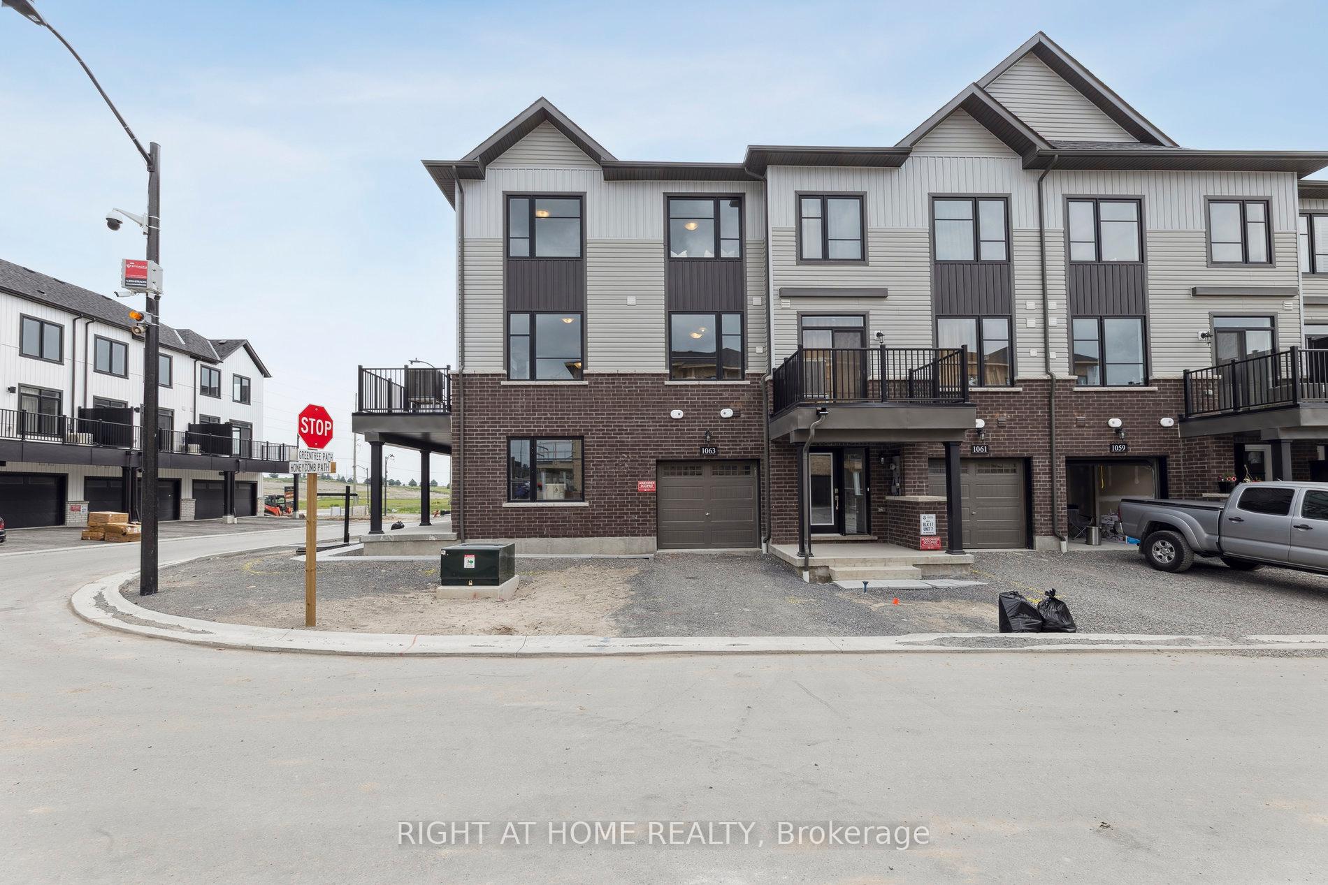 Photo 1 of 1063 Honeycomb Path, Oshawa, Kedron — HOMEH