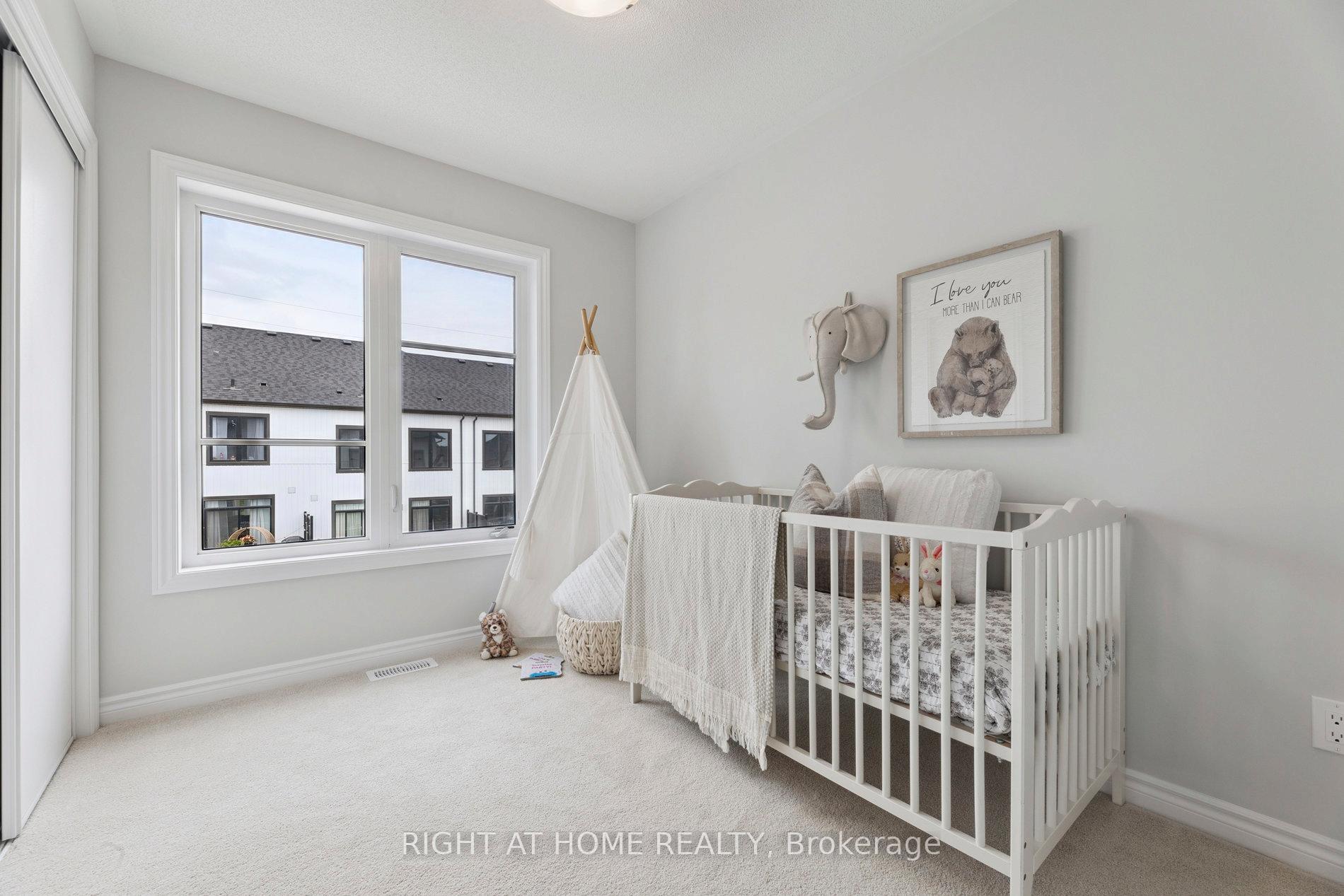 Photo 23 of 1063 Honeycomb Path, Oshawa, Kedron — HOMEH