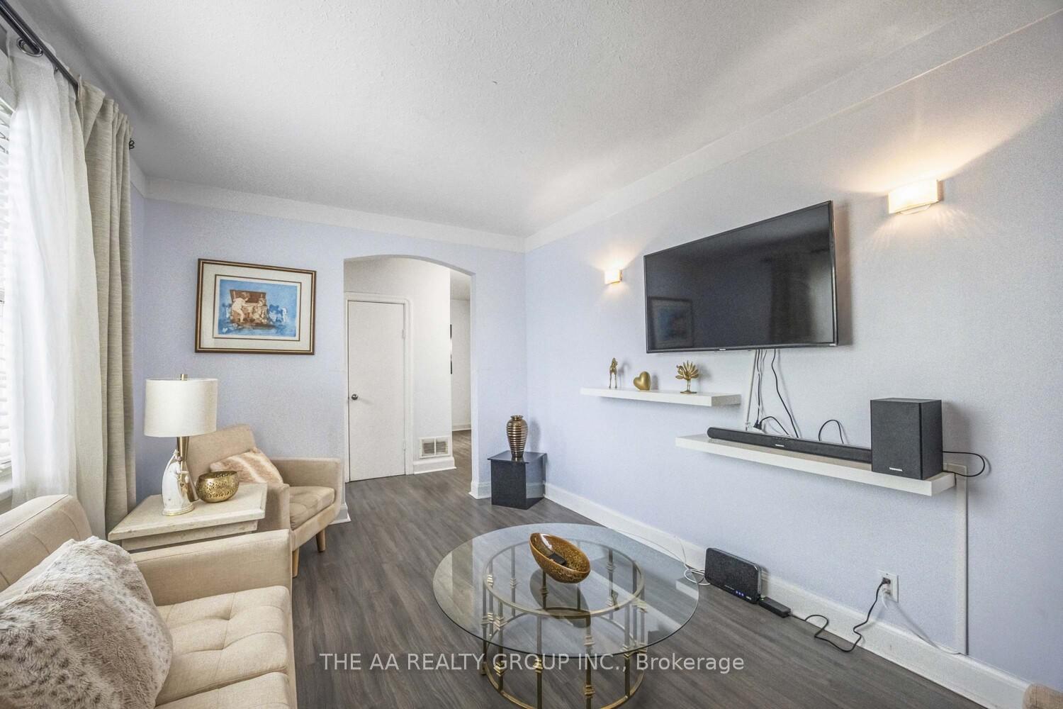Photo 18 of 233 McNaughton Avenue, Oshawa, Central — HOMEH