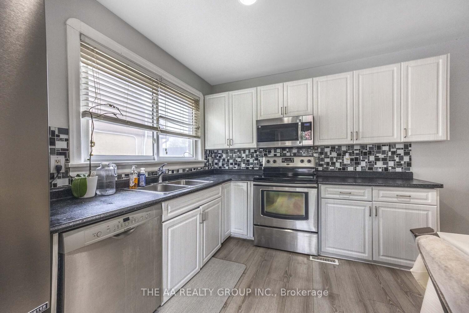 Photo 19 of 233 McNaughton Avenue, Oshawa, Central — HOMEH