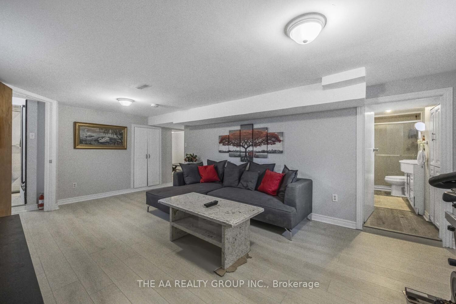 Photo 29 of 233 McNaughton Avenue, Oshawa, Central — HOMEH