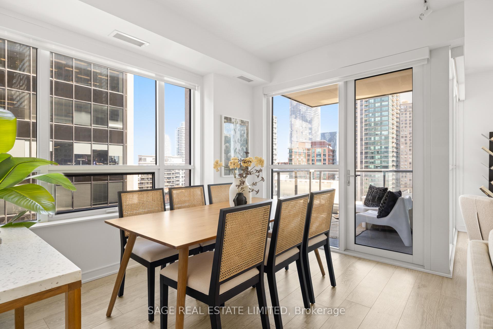 Photo 8 of Unit 809, 88 Scott Street, Toronto, Church-Yonge Corridor — HOMEH