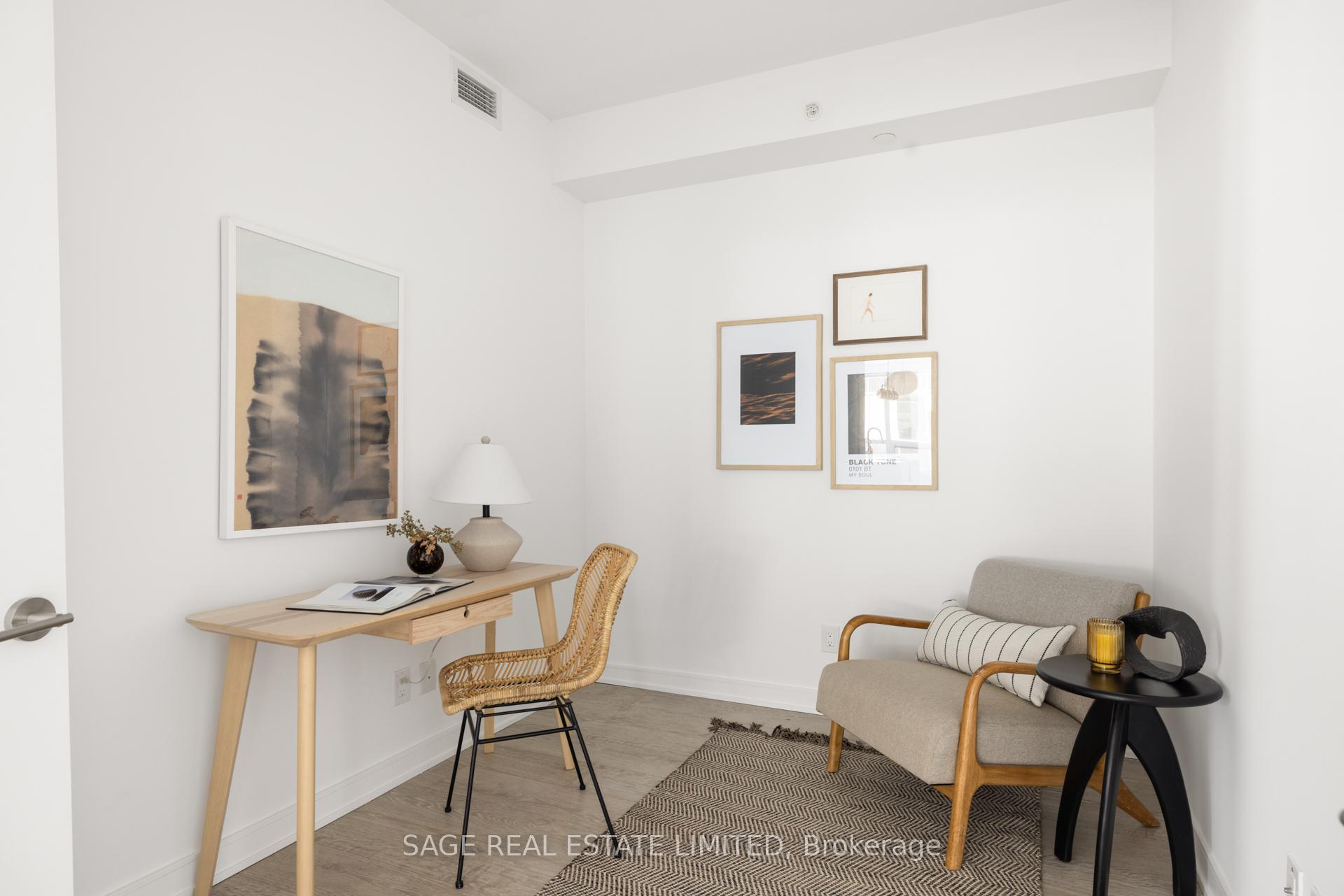 Photo 6 of Unit 809, 88 Scott Street, Toronto, Church-Yonge Corridor — HOMEH