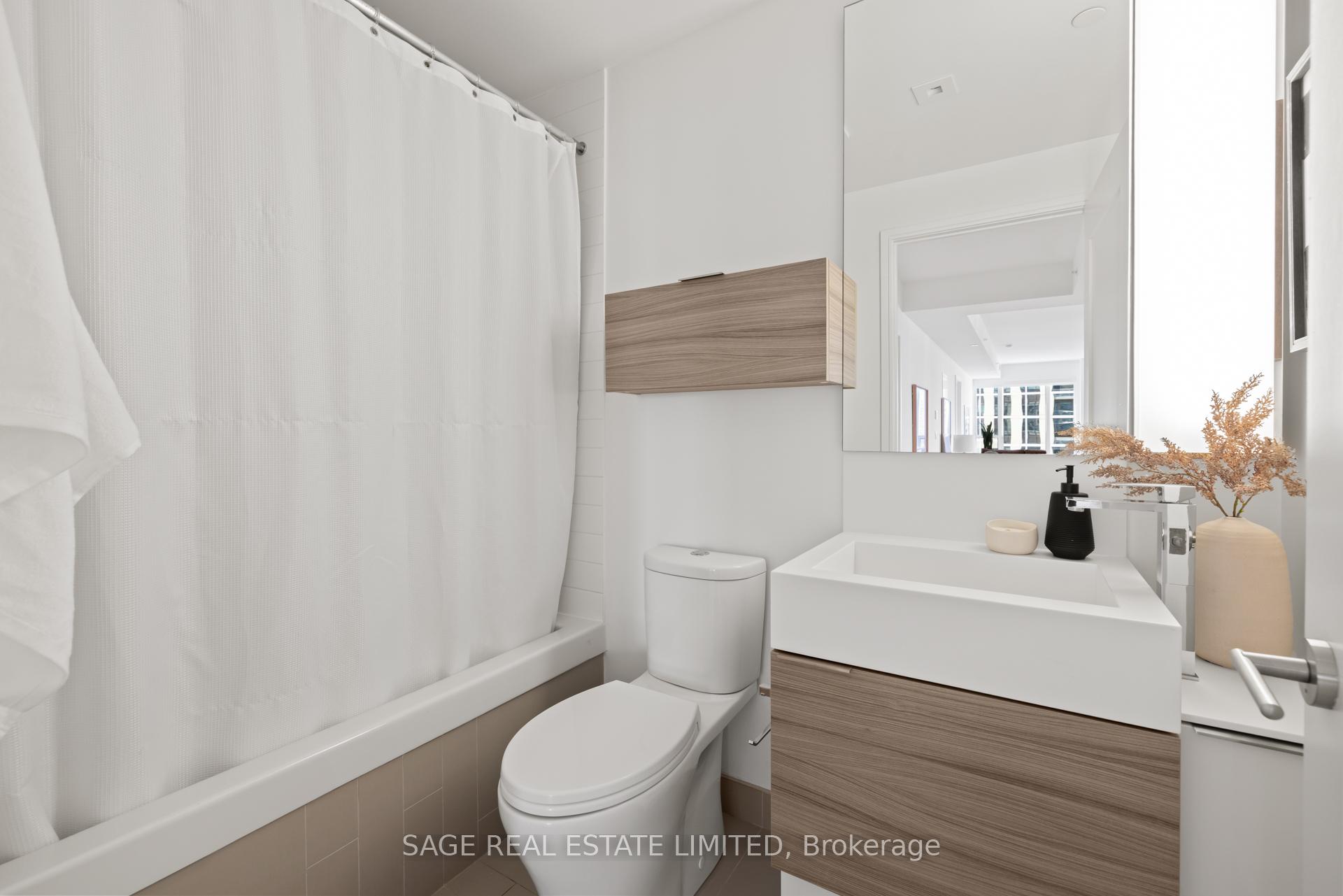Photo 14 of Unit 809, 88 Scott Street, Toronto, Church-Yonge Corridor — HOMEH