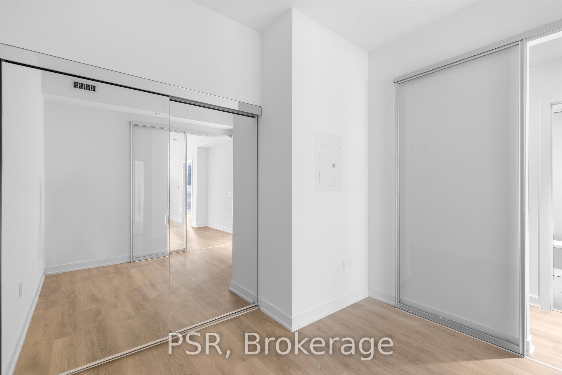 Photo 13 of Unit 212, 117 Broadway Avenue, Toronto, Mount Pleasant West — HOMEH