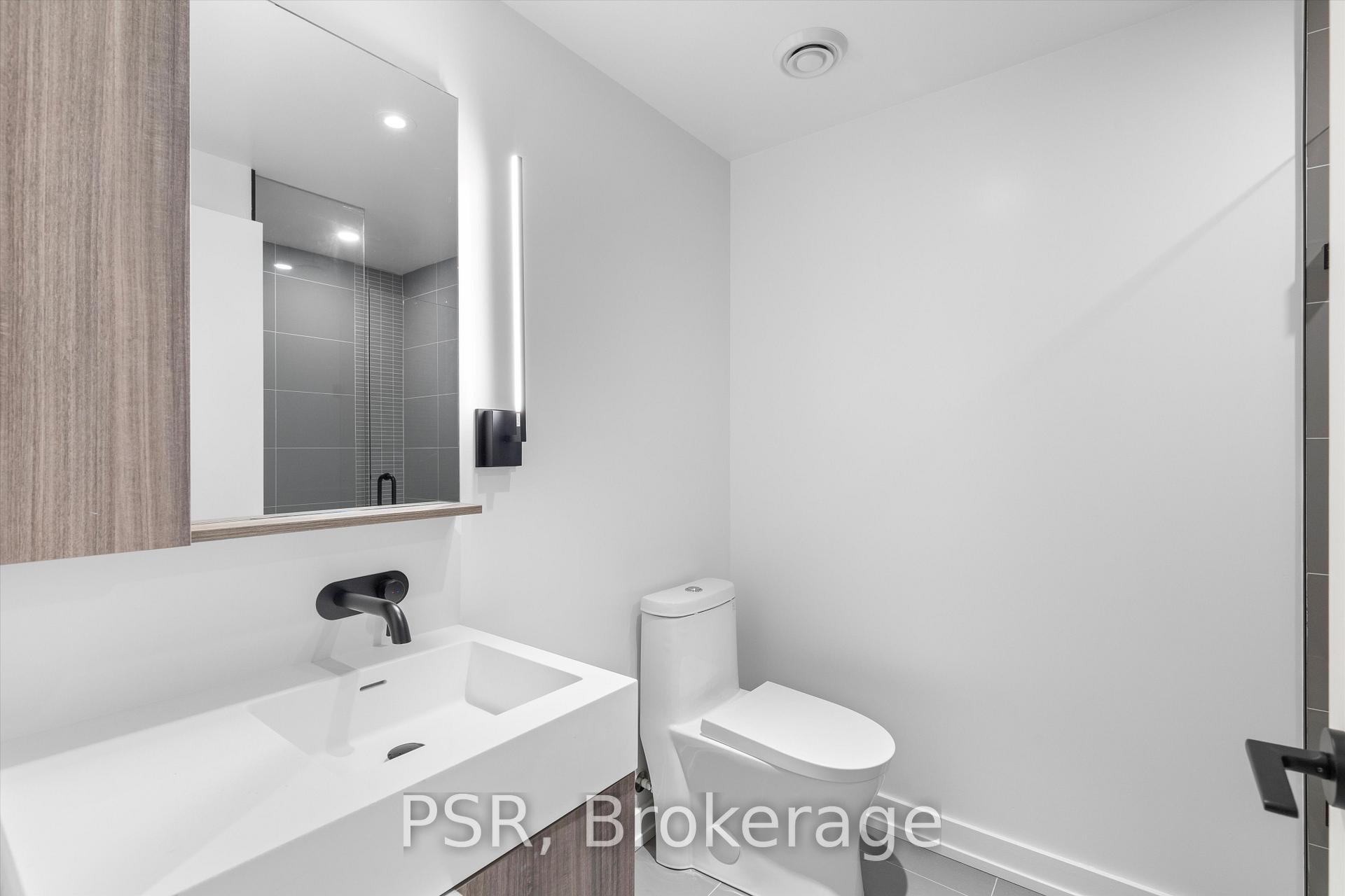 Photo 11 of Unit 212, 117 Broadway Avenue, Toronto, Mount Pleasant West — HOMEH