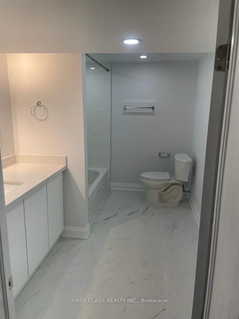 Photo 24 of Unit Bsmt, 17 Fisher Crescent, Hamilton, Westcliffe — HOMEH