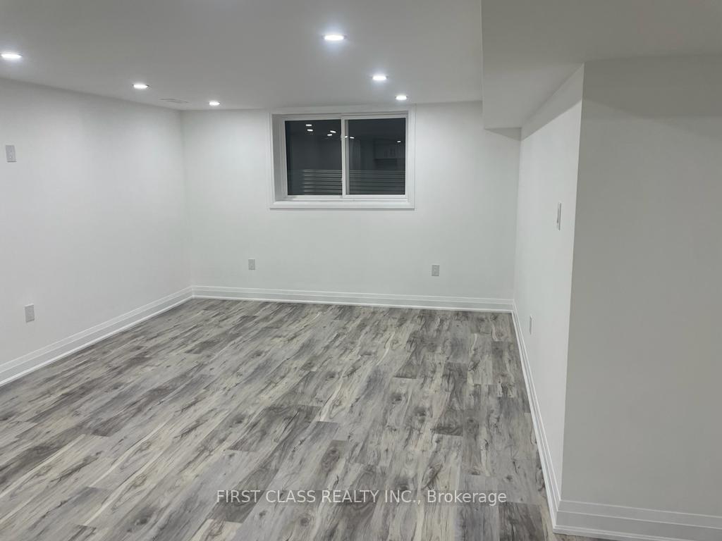 Photo 16 of Unit Bsmt, 17 Fisher Crescent, Hamilton, Westcliffe — HOMEH