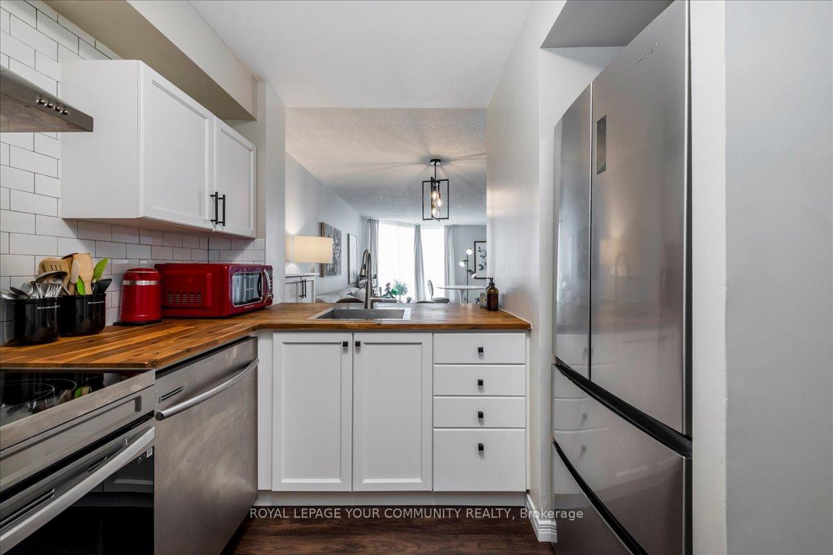 Photo 8 of Unit 504, 150 Dunlop St Street E, Barrie, City Centre — HOMEH