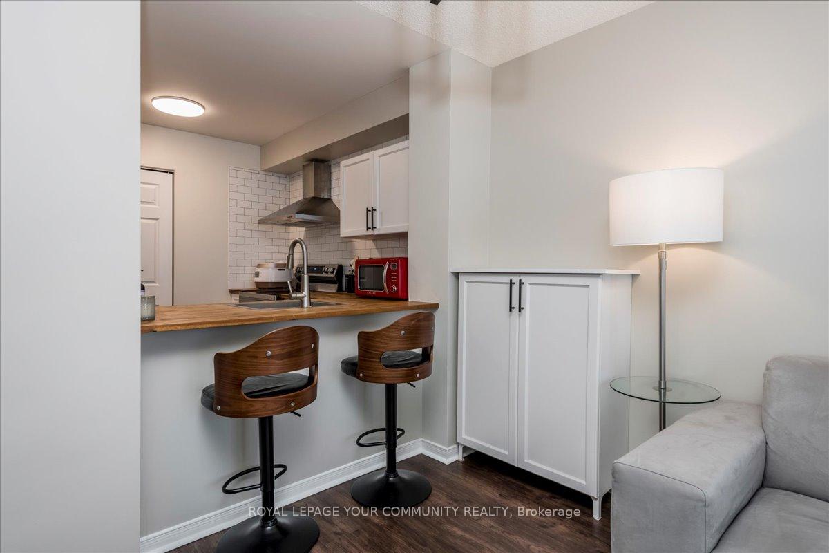 Photo 13 of Unit 504, 150 Dunlop St Street E, Barrie, City Centre — HOMEH