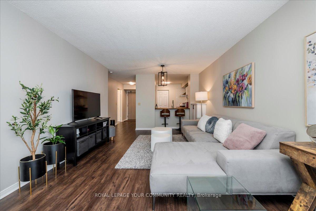 Photo 12 of Unit 504, 150 Dunlop St Street E, Barrie, City Centre — HOMEH