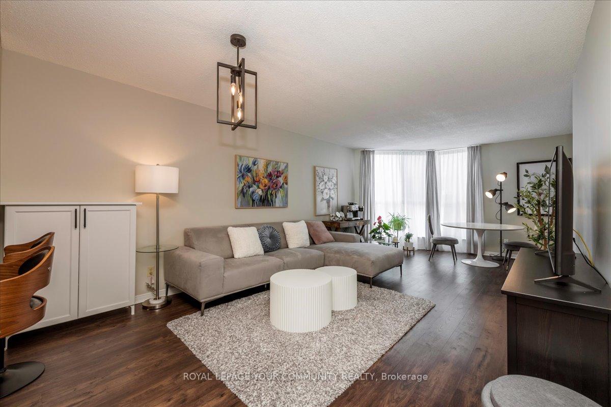 Photo 14 of Unit 504, 150 Dunlop St Street E, Barrie, City Centre — HOMEH