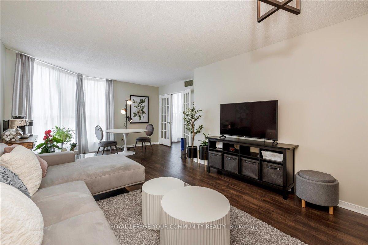 Photo 15 of Unit 504, 150 Dunlop St Street E, Barrie, City Centre — HOMEH