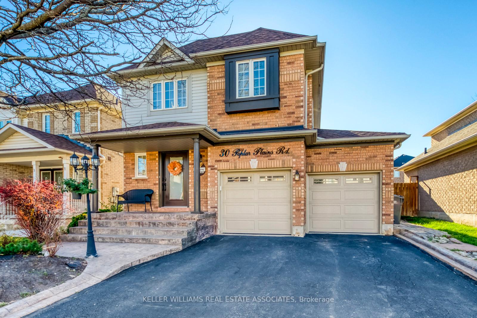 Photo 8 of 30 Poplar Plains Road, Brampton, Fletcher's Meadow — HOMEH