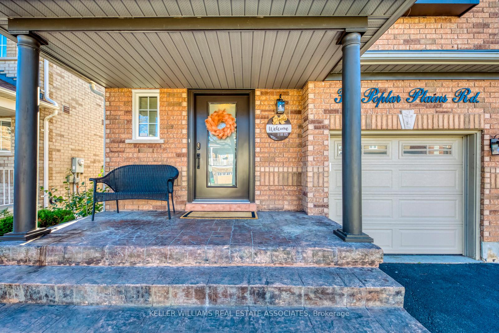 Photo 22 of 30 Poplar Plains Road, Brampton, Fletcher's Meadow — HOMEH