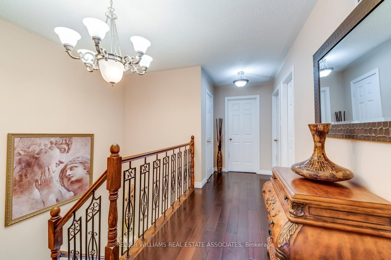 Photo 20 of 30 Poplar Plains Road, Brampton, Fletcher's Meadow — HOMEH