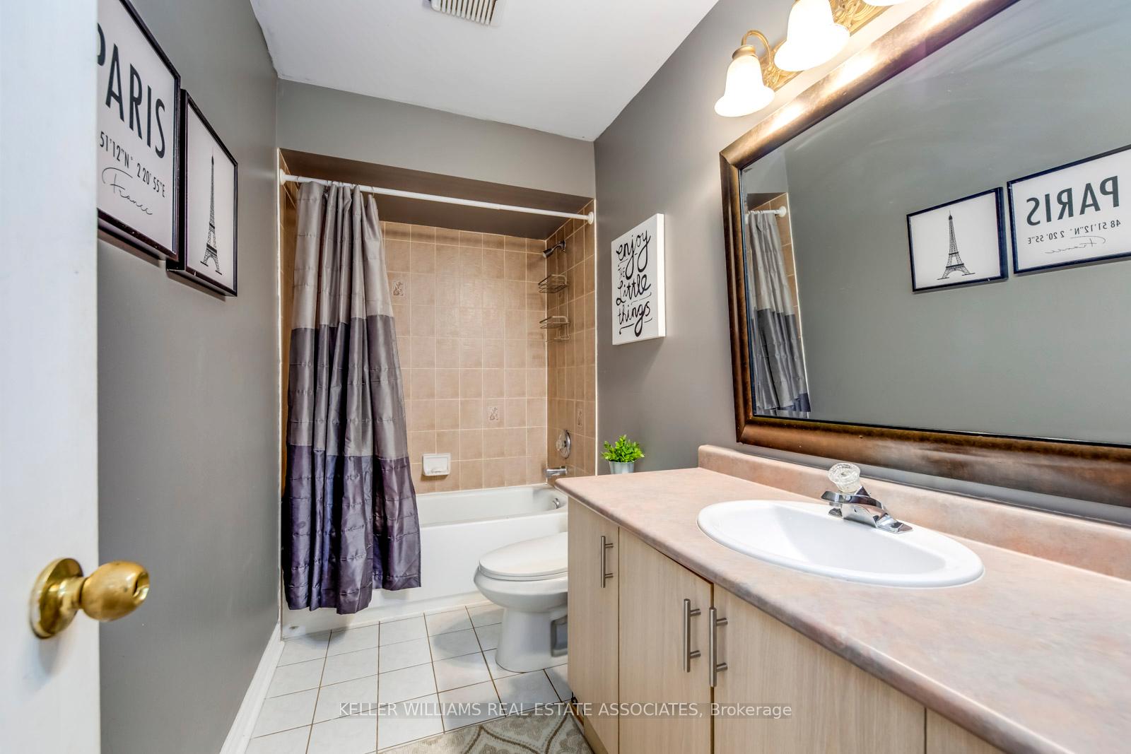Photo 10 of 30 Poplar Plains Road, Brampton, Fletcher's Meadow — HOMEH