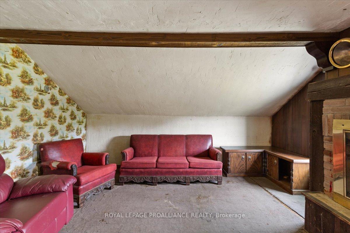 Photo 21 of 2085 Enright Road, Tyendinaga, Tyendinaga Township — HOMEH