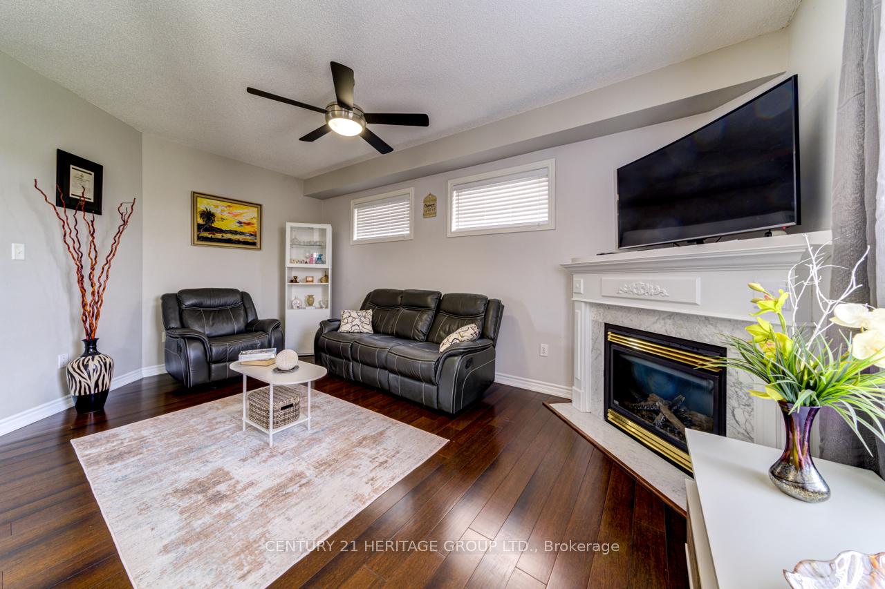 Photo 9 of 5 Northview Crescent, Barrie, Northwest — HOMEH