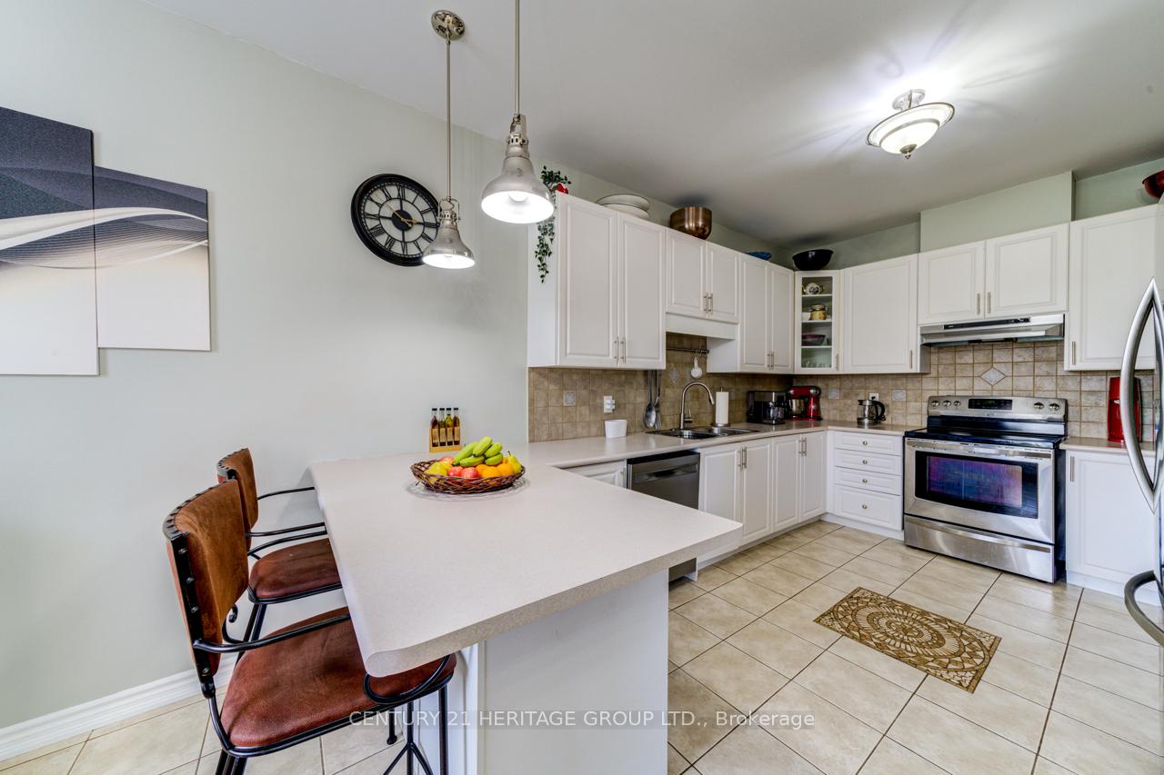 Photo 19 of 5 Northview Crescent, Barrie, Northwest — HOMEH