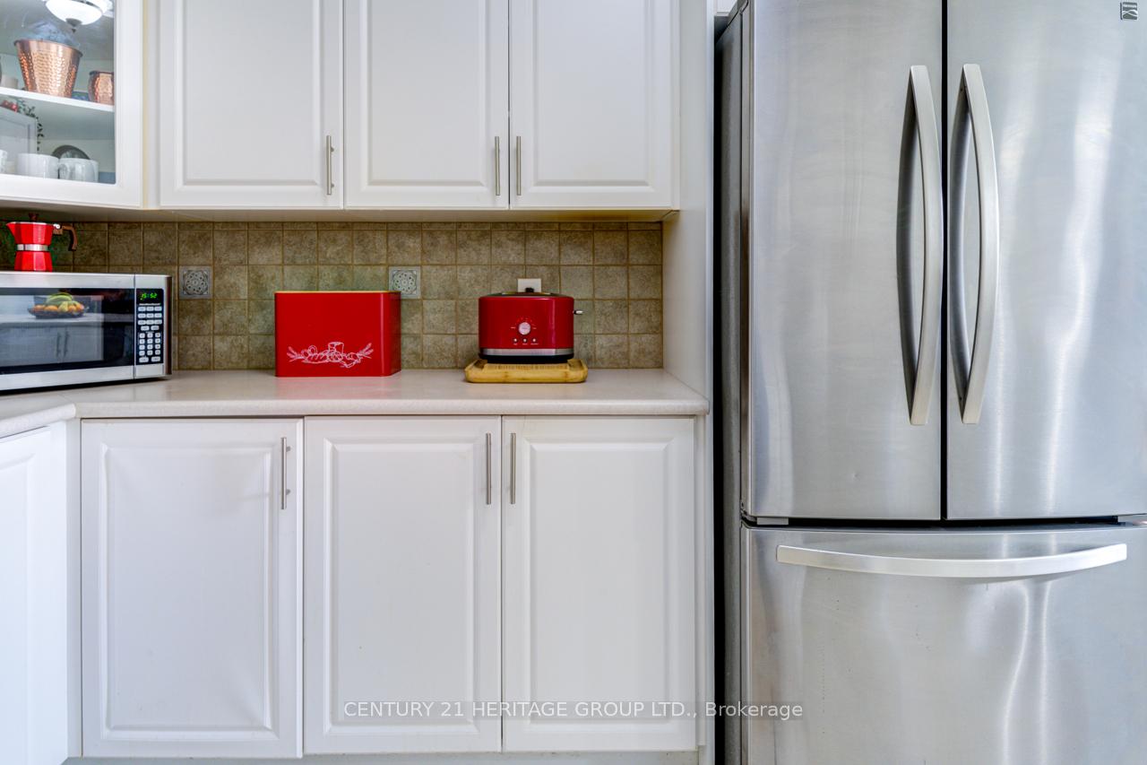 Photo 16 of 5 Northview Crescent, Barrie, Northwest — HOMEH