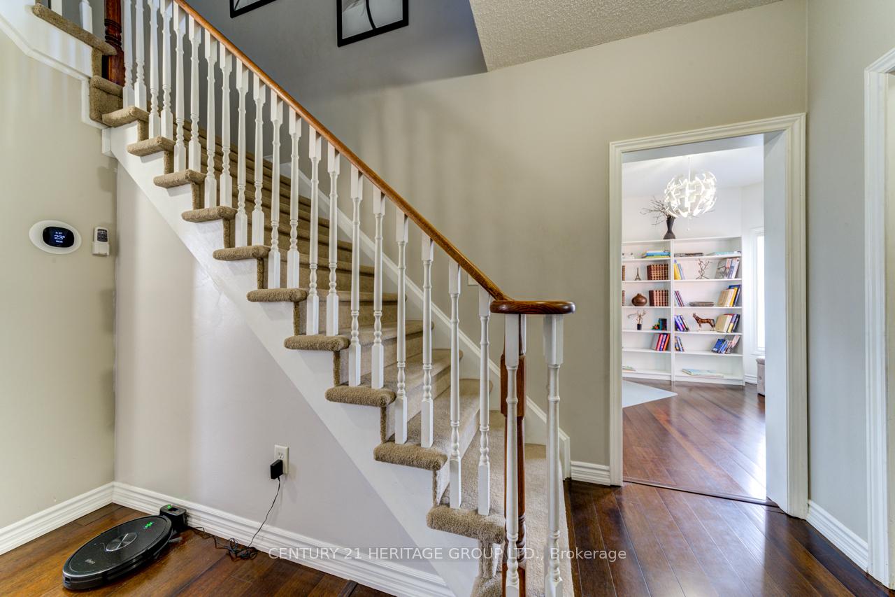 Photo 22 of 5 Northview Crescent, Barrie, Northwest — HOMEH