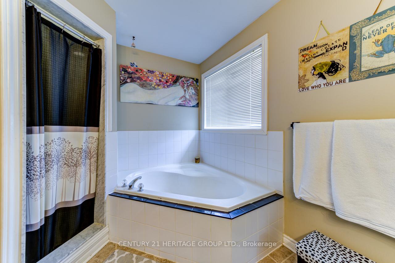 Photo 34 of 5 Northview Crescent, Barrie, Northwest — HOMEH