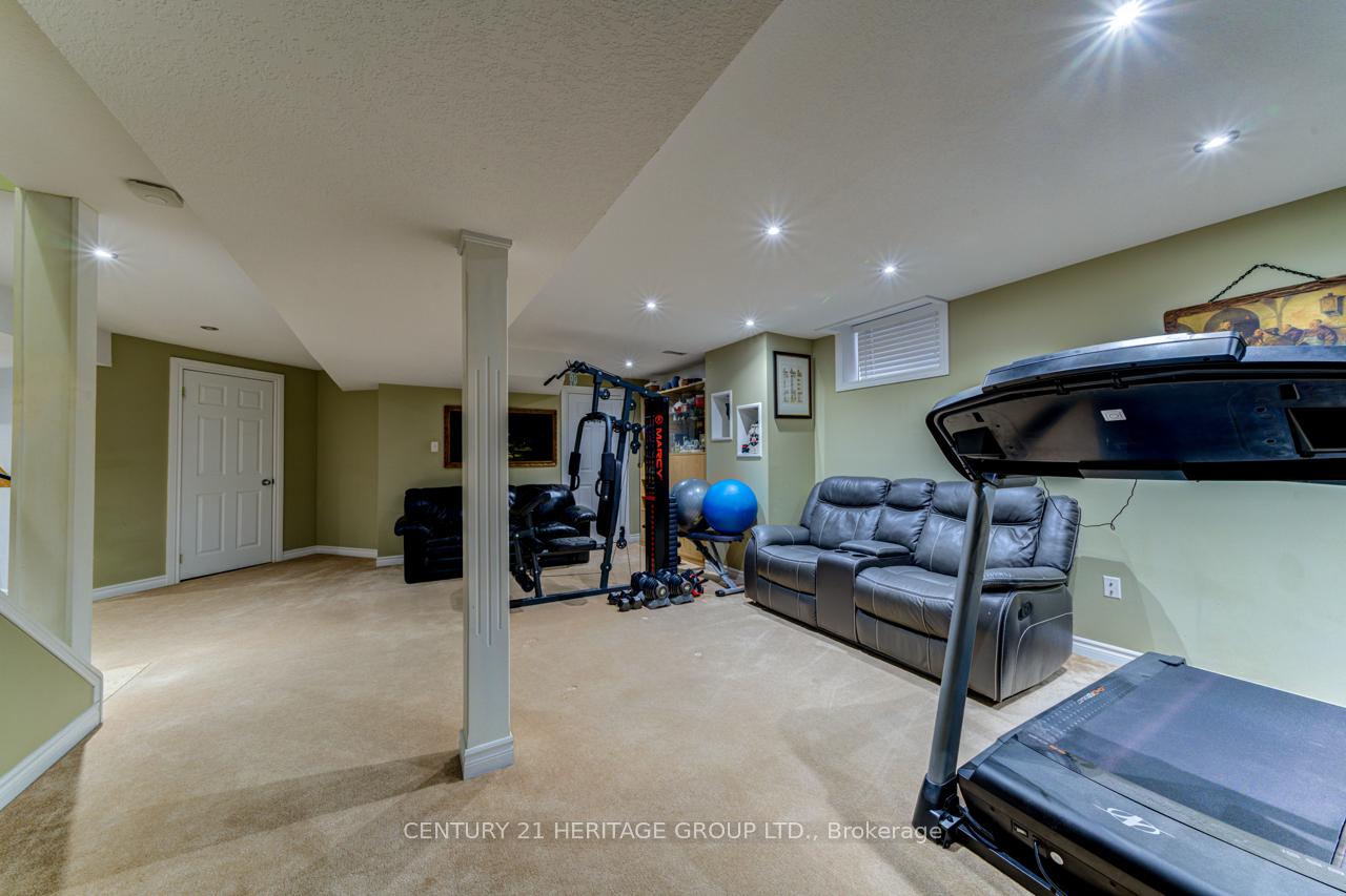 Photo 39 of 5 Northview Crescent, Barrie, Northwest — HOMEH